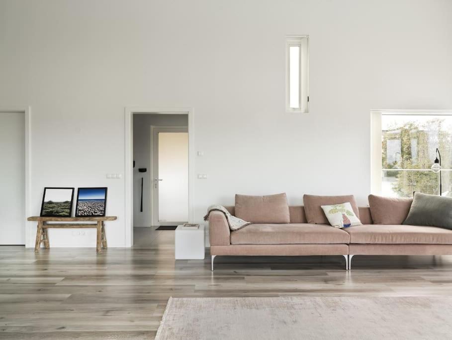 Modern Luxury Apartment - Ocean & Mountain Views Рейкявик Екстериор снимка